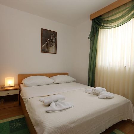 Apartment Bensak Klimno Eksteriør bilde